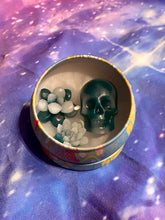 Load image into Gallery viewer, Skull and Succulents Tin 4oz