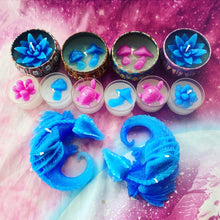 Load image into Gallery viewer, Glow in the Dark Tea Light