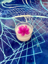 Load image into Gallery viewer, Glow in the Dark Tea Light