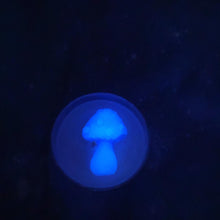 Load image into Gallery viewer, Glow in the Dark Tea Light