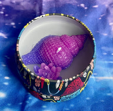 Load image into Gallery viewer, Seashell Tin 4oz
